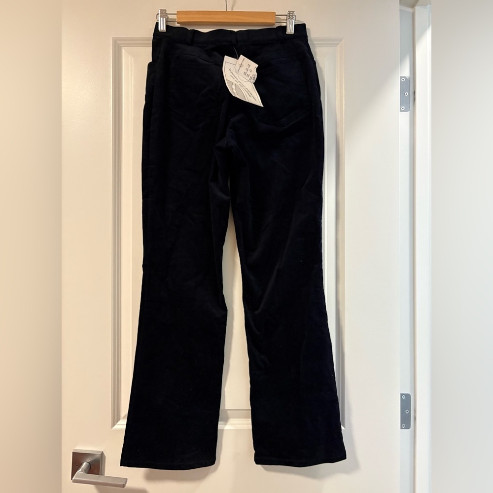 NWT Laura Petites Black Corduroy Flare Pants in size 2 - Picture 4 of 8